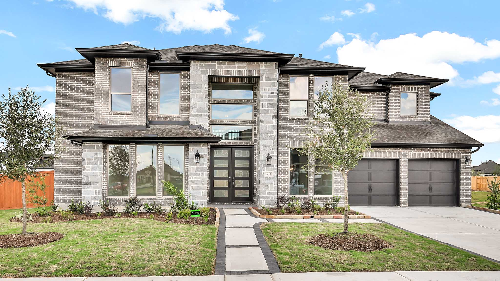 Representative Perry Homes 4239W exterior
